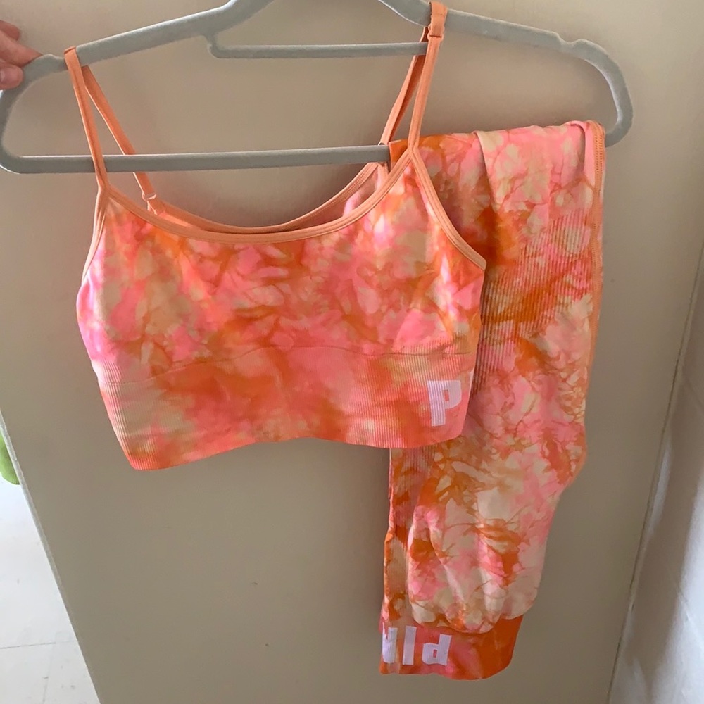 Pink active workout set